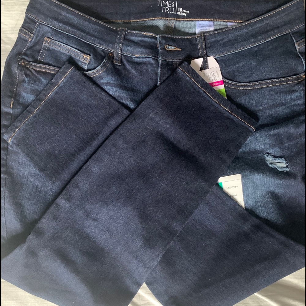 NWT blue Distressed Denim Jeans